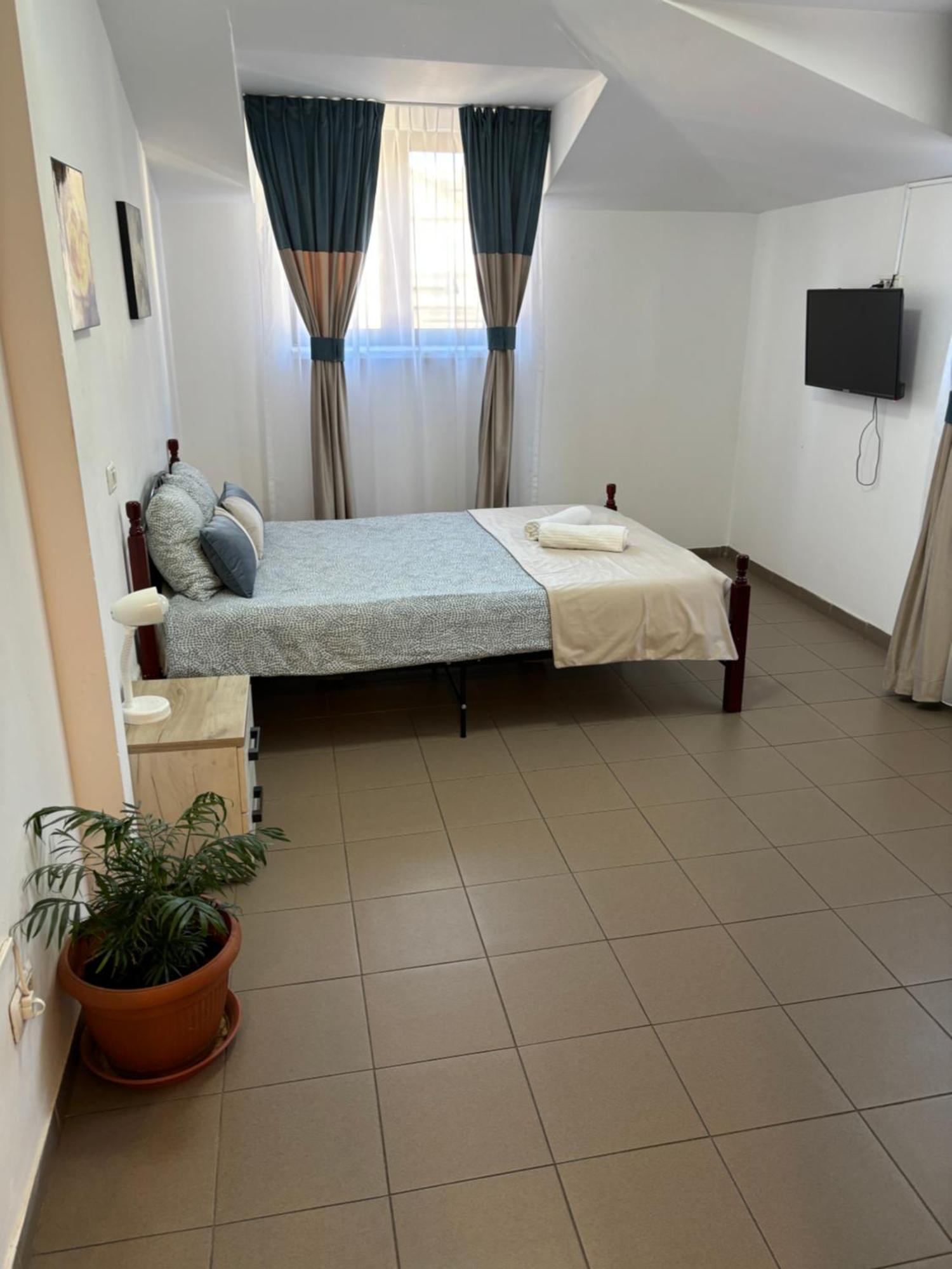 Inn Piata Uniri Cozy 2*